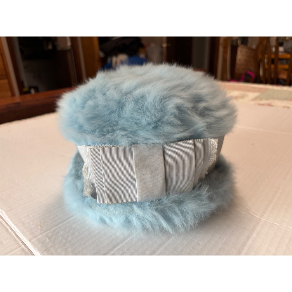 Vintage Jan Leslie Blue Fuzzy Fur Pillbox Hat Bow Brandeis Made in France Mousse